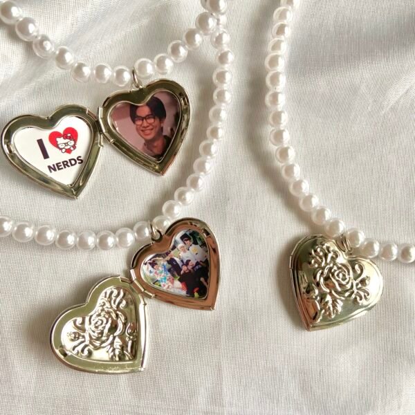 Locket Pearl Necklace